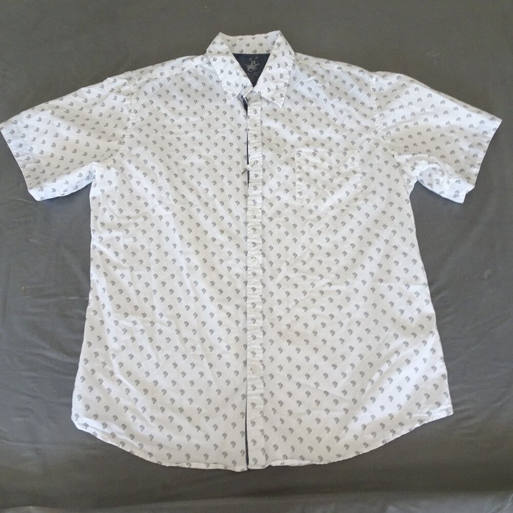Beverly‎ Hills Polo Club Men's Short Sleeve Cactus Button-Up Shirt White. Large